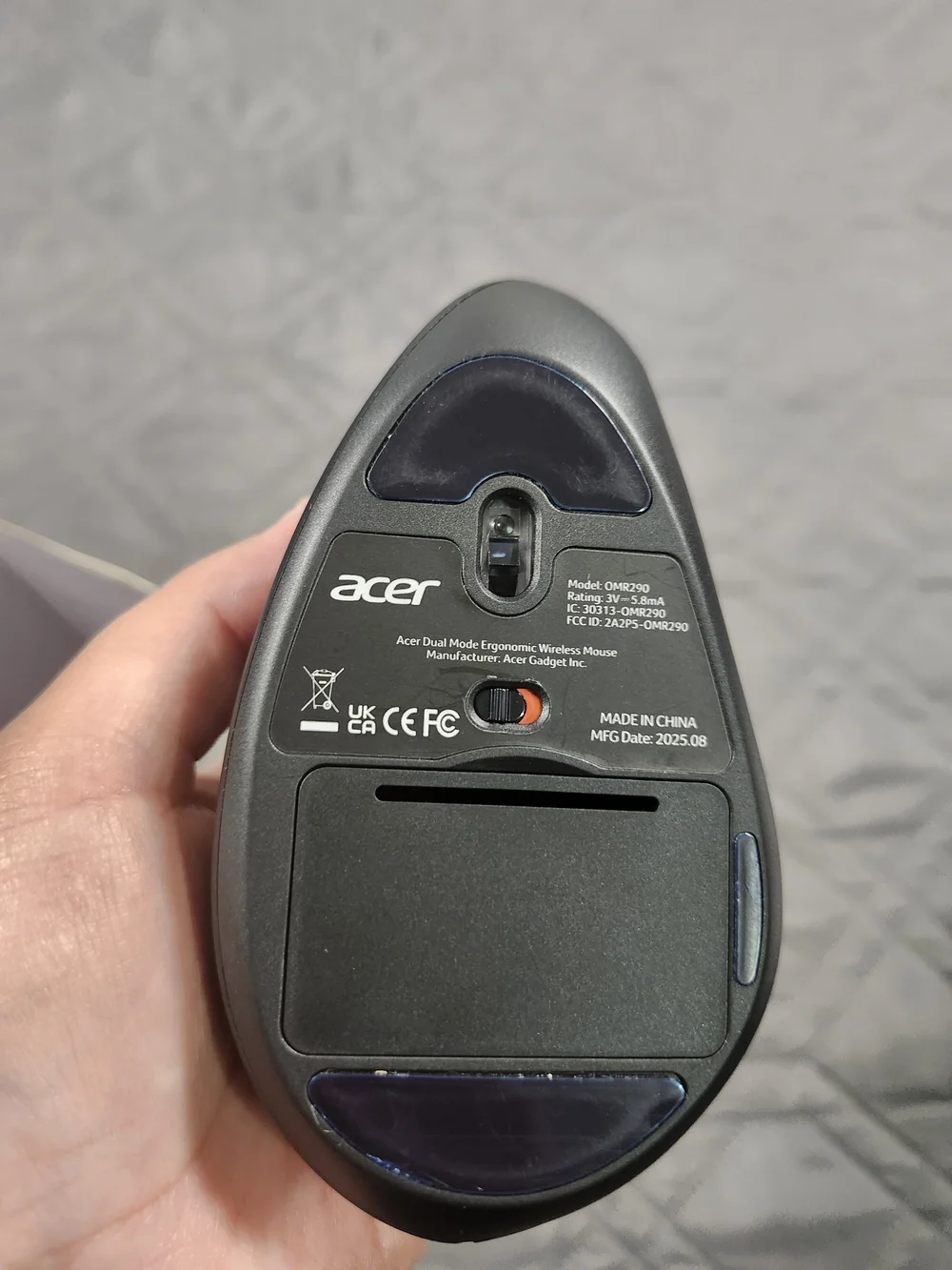Acer OMR290 Dual Mode Ergonomic Wireless Mouse